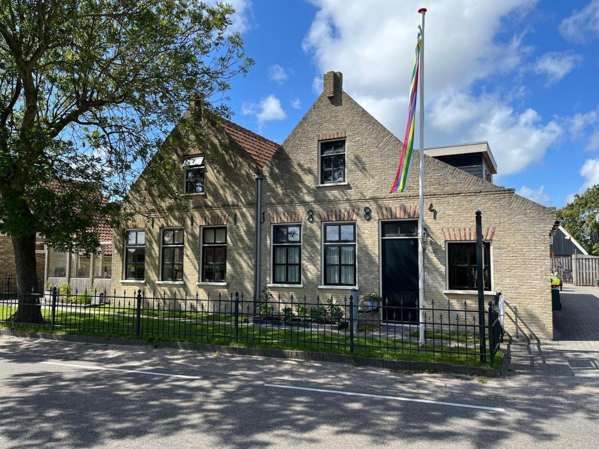 It Gasthus Apartment Baaiduinen Exterior photo