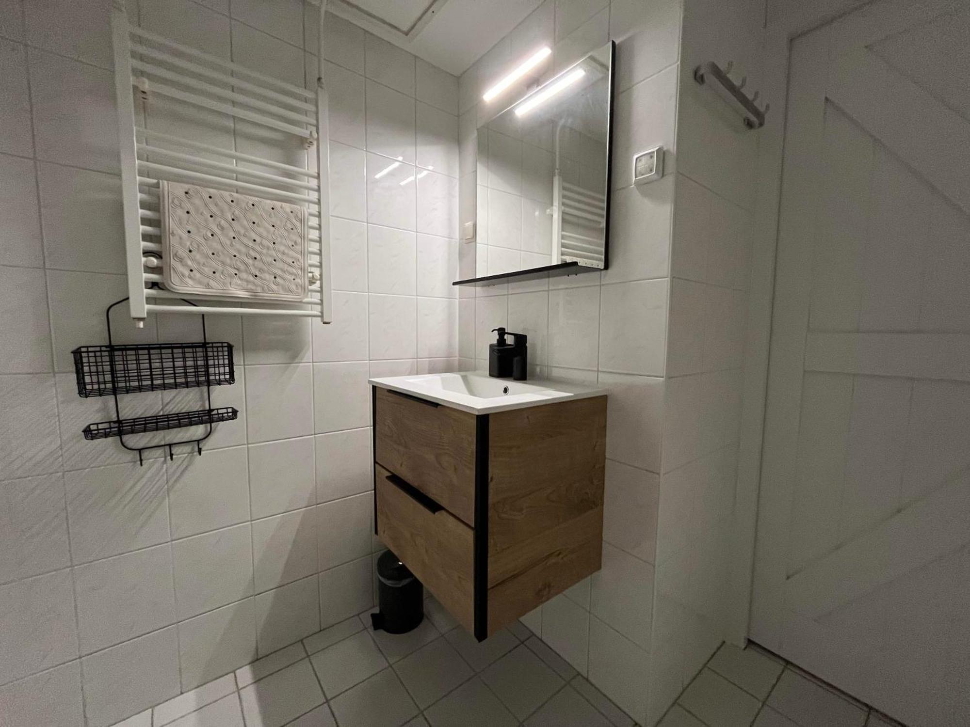 It Gasthus Apartment Baaiduinen Exterior photo